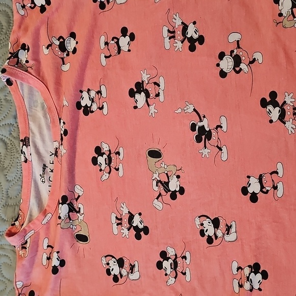 Disney's Mickey Mouse Women's Extra Large 16/18 Shortie Pajama Set - Picture 2 of 9